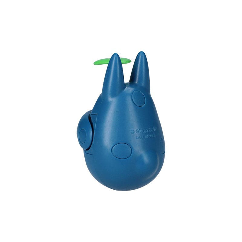 Mein Nachbar Totoro Figur mit rundem Boden, mittlerer Totoro mit Blatt, 6 cm