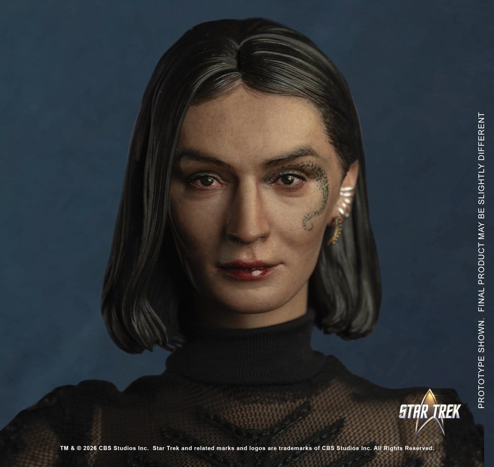 Star Trek: Strange New Worlds Mixed Media Figure 1/6 Captain Angel 28 cm