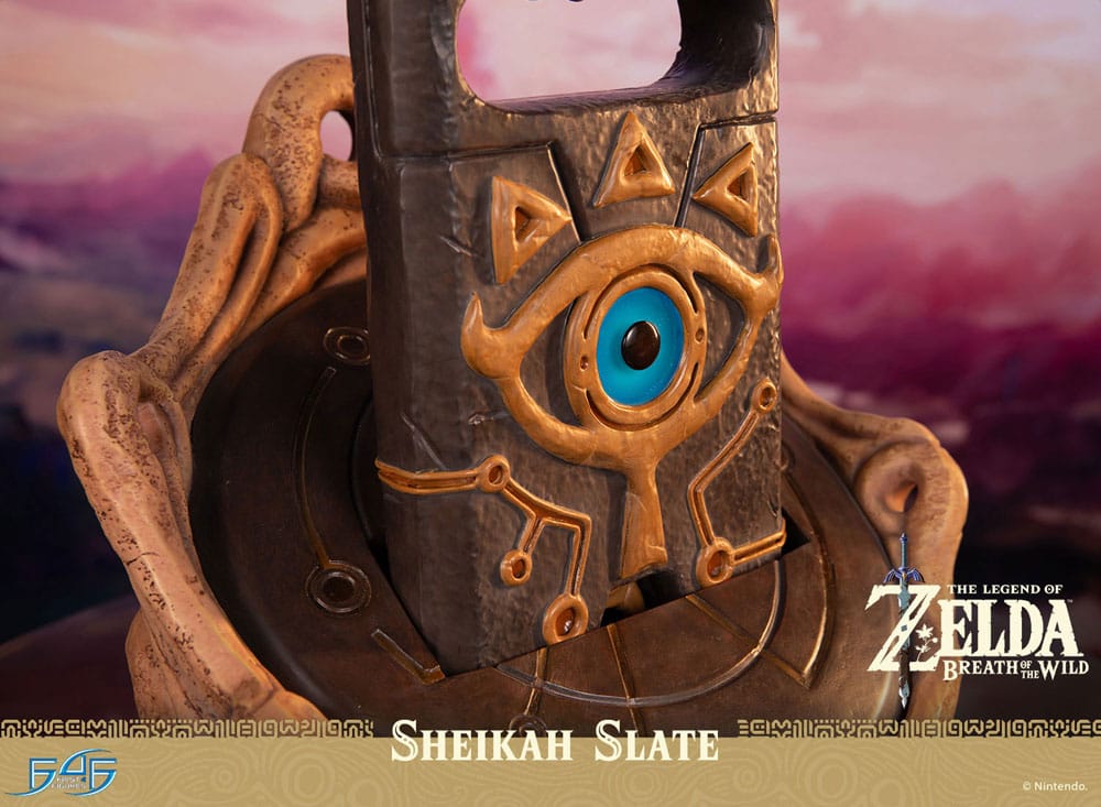The Legend of Zelda: Breath of the Wild  Life Size Statue 1/1 Sheikah Slate 24 cm