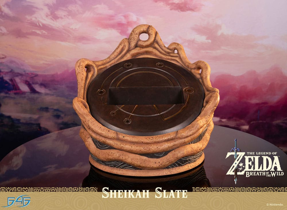 The Legend of Zelda: Breath of the Wild  Life Size Statue 1/1 Sheikah Slate 24 cm