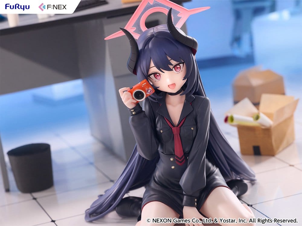 Blue Archive F:NEX PVC Figure 1/7 Chiaki Memorial lobby Ver. 38 cm