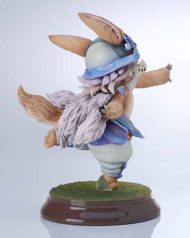 Made in Abyss: The Golden City of the Scorching Sun PVC Statue 1/8 Nanachi: New Outfit Ver. 19 cm