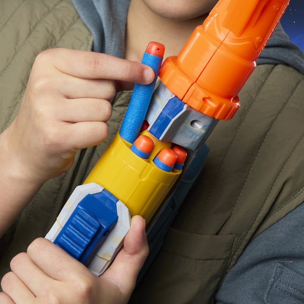 Star Wars: The Mandalorian and Grogu NERF Dart Blaster The Mandalorian