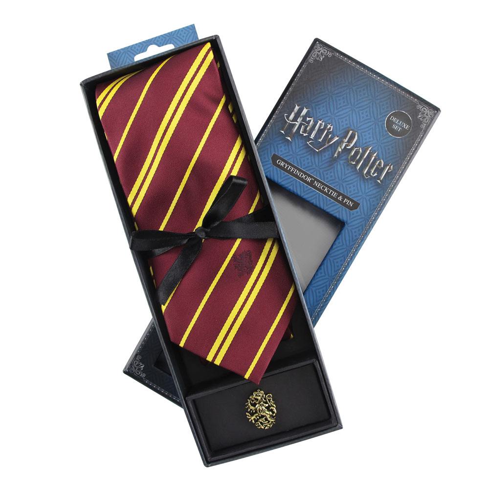 Harry Potter Krawatte &amp; Metallnadel Deluxe Box Gryffindor