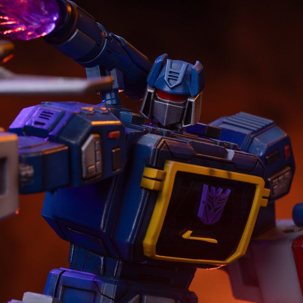 Transformers Demi Scale Statue 1/20 Soundwave 29 cm