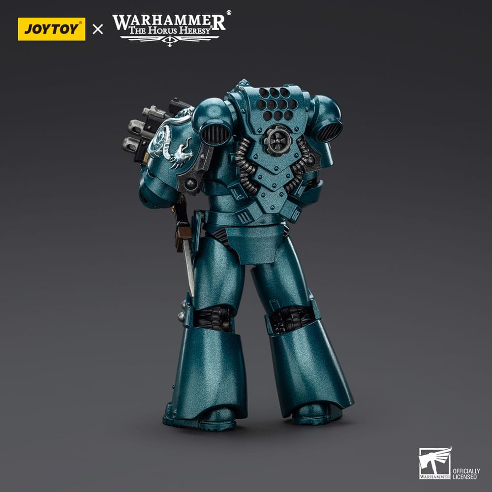 Warhammer The Horus Heresy Action Figure Alpha Legion Headhunter With Banestrike Combi-Bolter And Power Dagger 20 cm