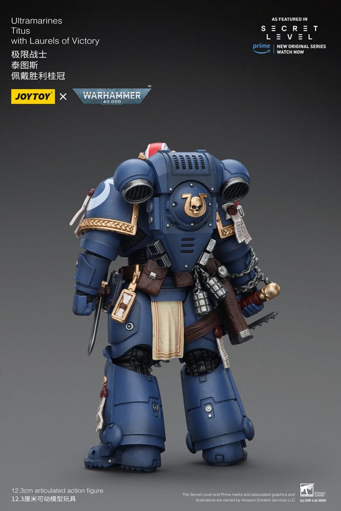 Warhammer 40,000 Action Figure Ultramarines Titus with Laurels of Victory 13 cm