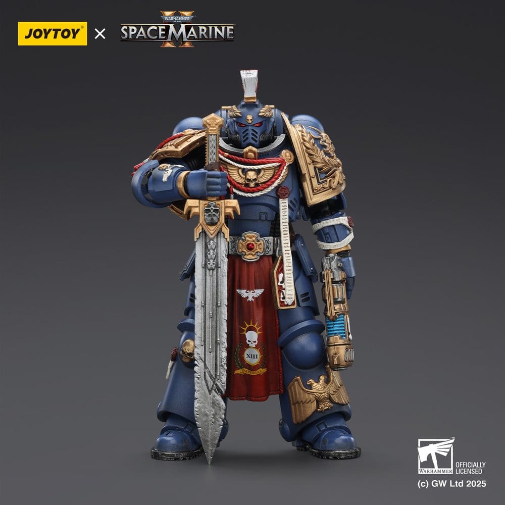 Warhammer 40,000: Space Marine 2 Action Figure Ultramarines Relic Primus Armour with Plasma Pistol and Combat Blade 13 cm