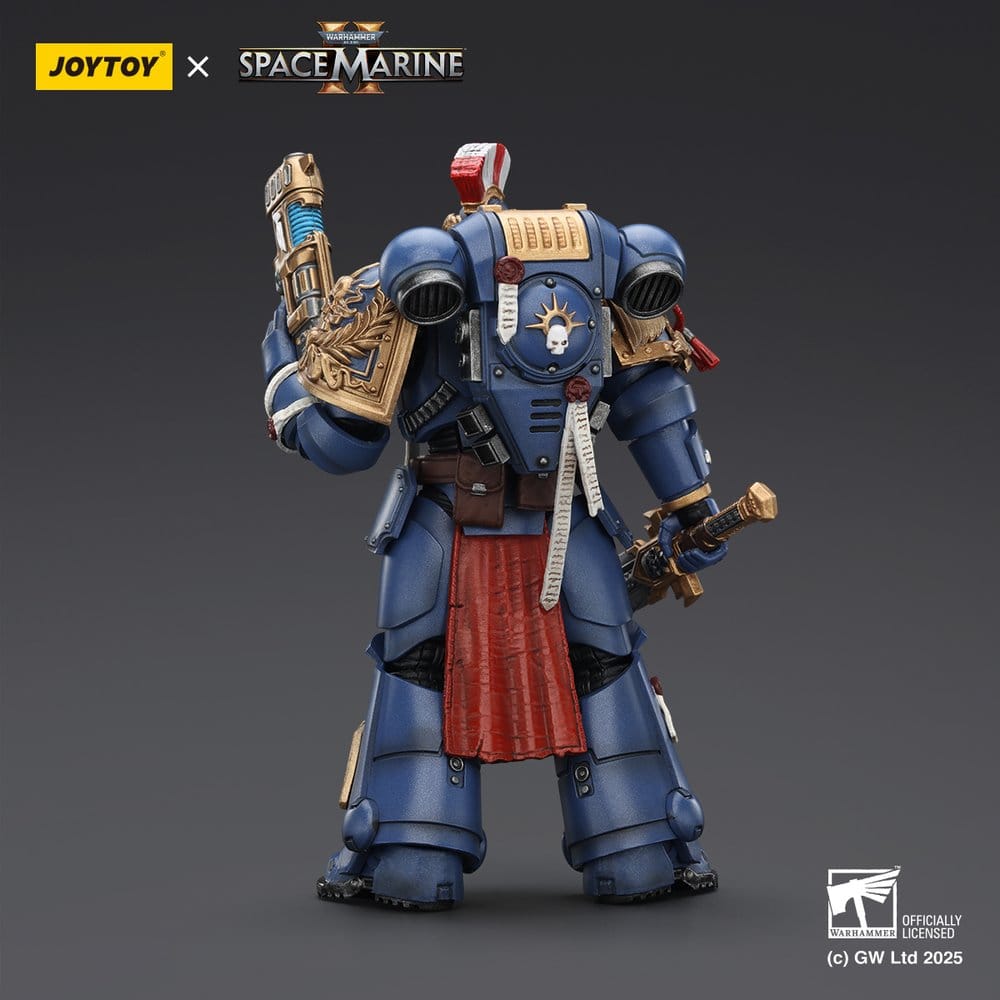 Warhammer 40,000: Space Marine 2 Action Figure Ultramarines Relic Primus Armour with Plasma Pistol and Combat Blade 13 cm