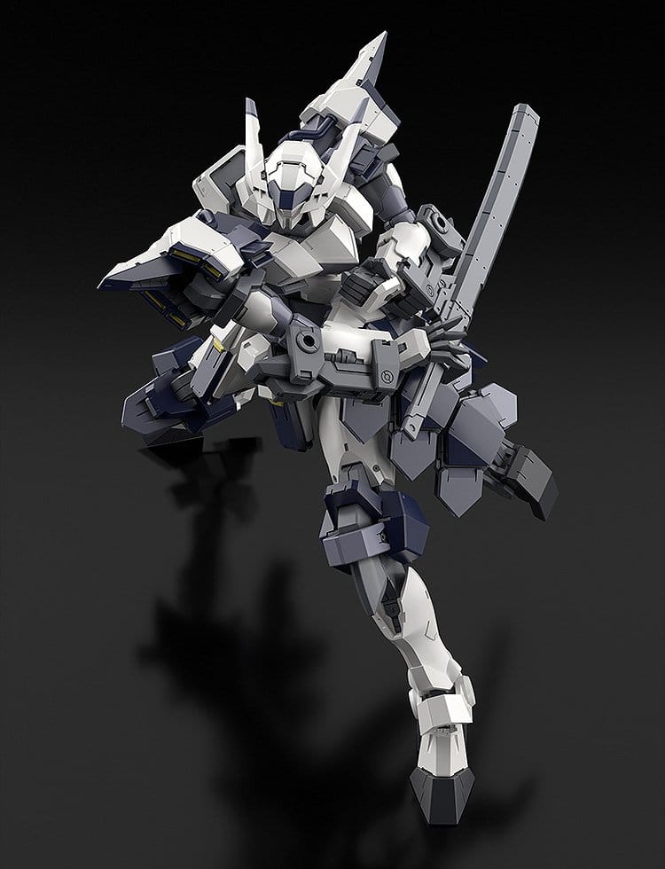 Full Metal Panic! Plastic Model Kit 1/48 Azure Raven with Type 10 Modified Monomolecular Blade Plated Ver. & Special Display Base 18 cm