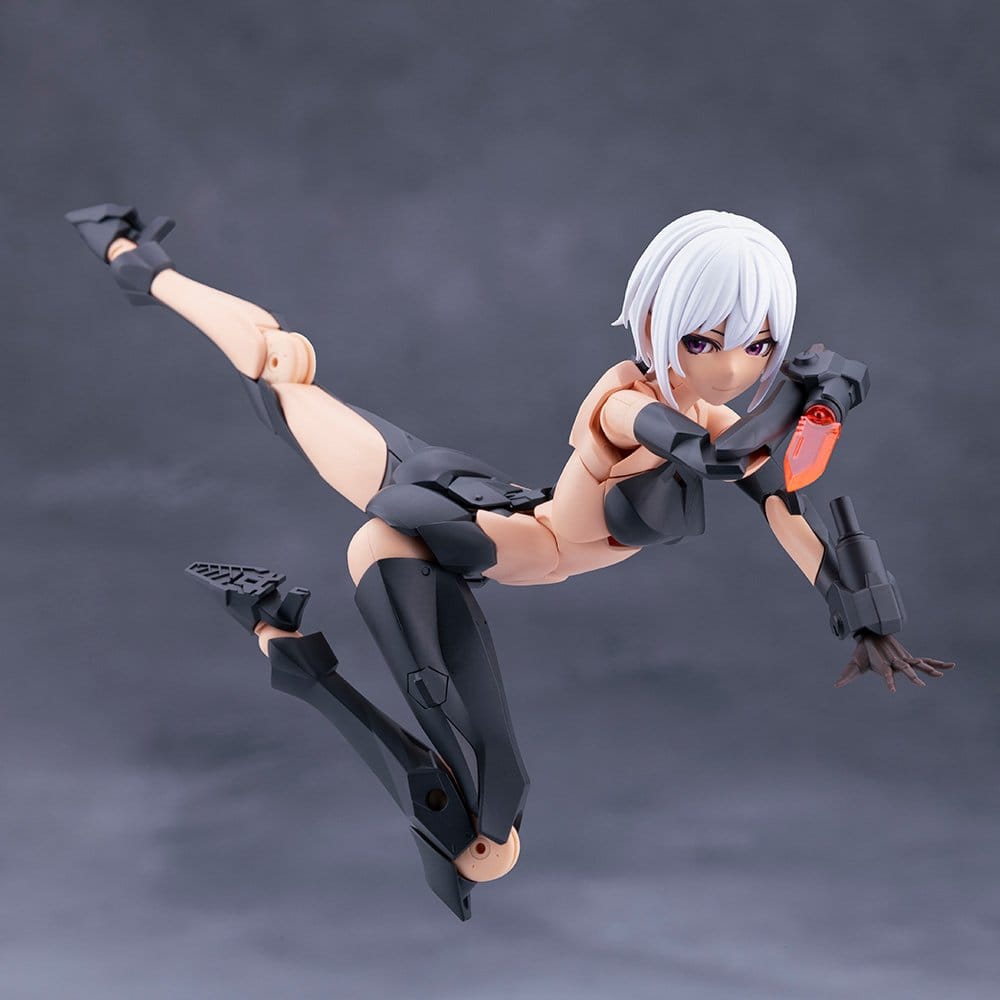 Megalomaria Unlimited Universe Plastic Model Kit Emulator #2 16 cm