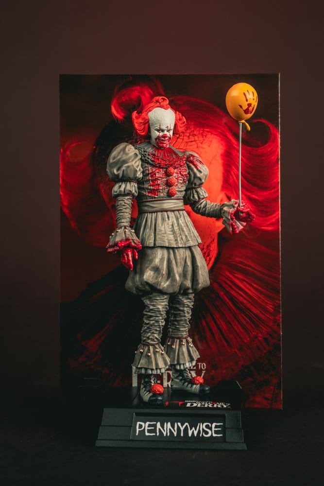It Welcome to Derry Movie Maniacs Figure Pennywise (Bloody) 16 cm
