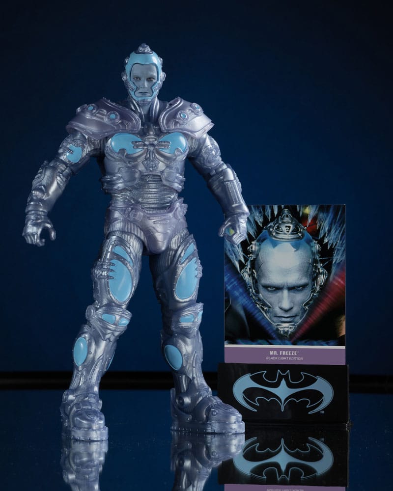 Batman & Robin DC Multiverse Action Figure Mr. Freeze (Black Light Edition) (Gold Label) 18 cm