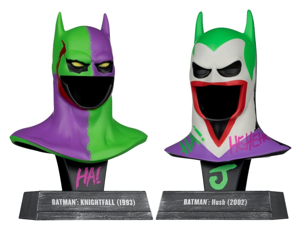Batman DC Direct Mini Replica 1/3  2-pack Batman Cowls Hush & Knightfall (Jokerized) (Gold Label) 18 cm