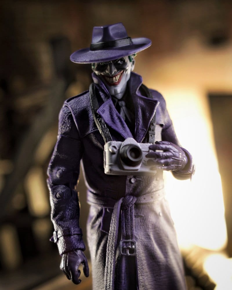DC Multiverse McFarlane Vault Collection Action Figure The Joker (The Comedian) (Batman: Three Jokers) 18 cm