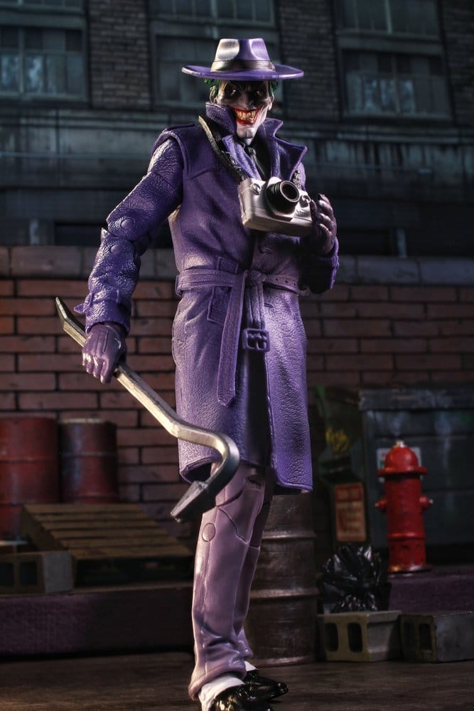 DC Multiverse McFarlane Vault Collection Action Figure The Joker (The Comedian) (Batman: Three Jokers) 18 cm