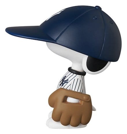 MLB × Peanuts UDF PVC Figure New York Yankees Snoopy 7 cm