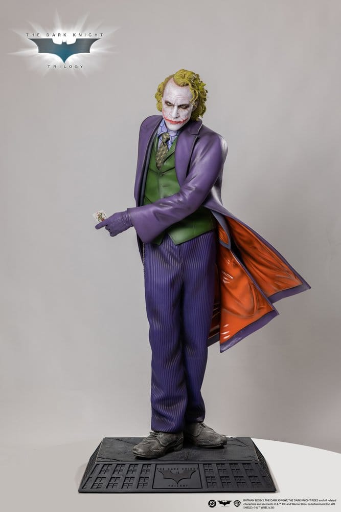 Batman The Dark Knight Life-Size Statue Joker 200 cm