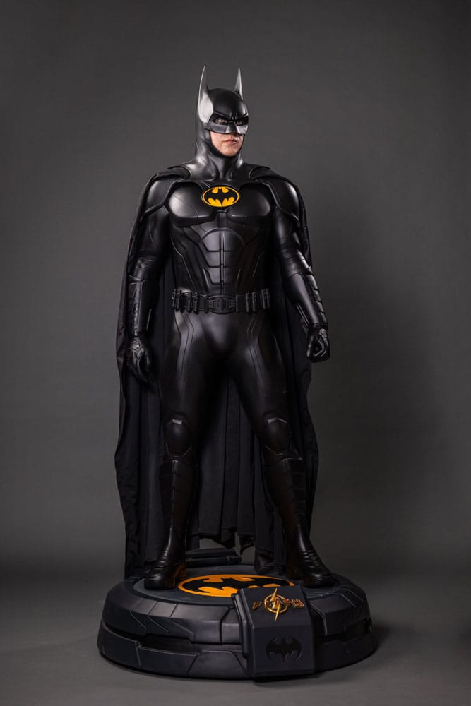 Die lebensgroße Flash-Statue Batman Keaton 2 211 cm