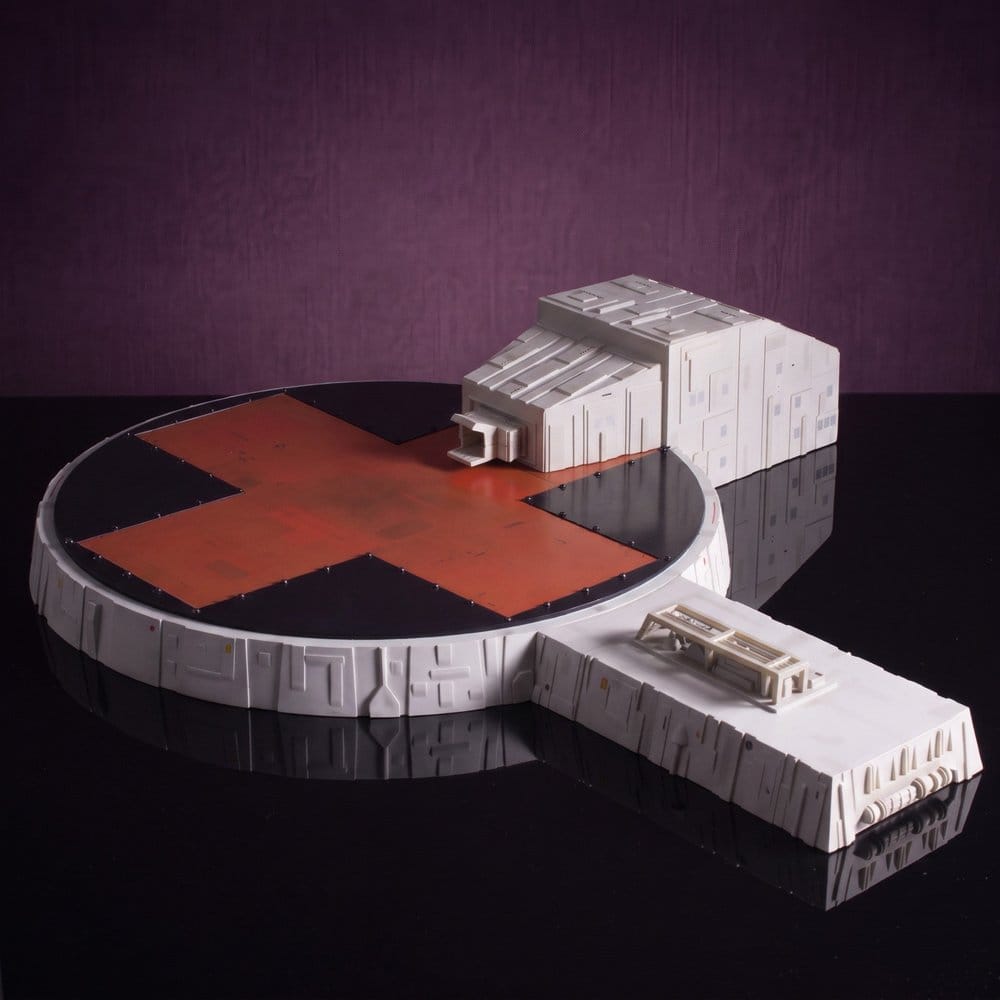 Space 1999 Playset Landing Pad (with Eagle Transporter) 46 cm