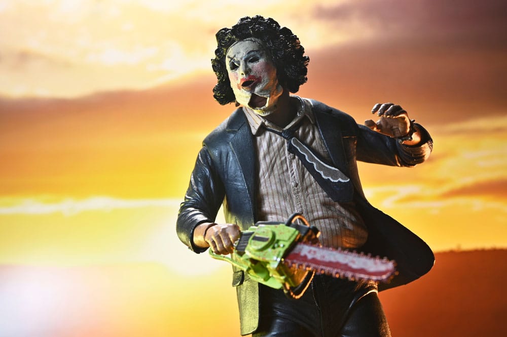 Texas Chainsaw Massacre Clothed Action Figure Ultimate Pretty Woman Leatherface 50th Anniversary 20 cm