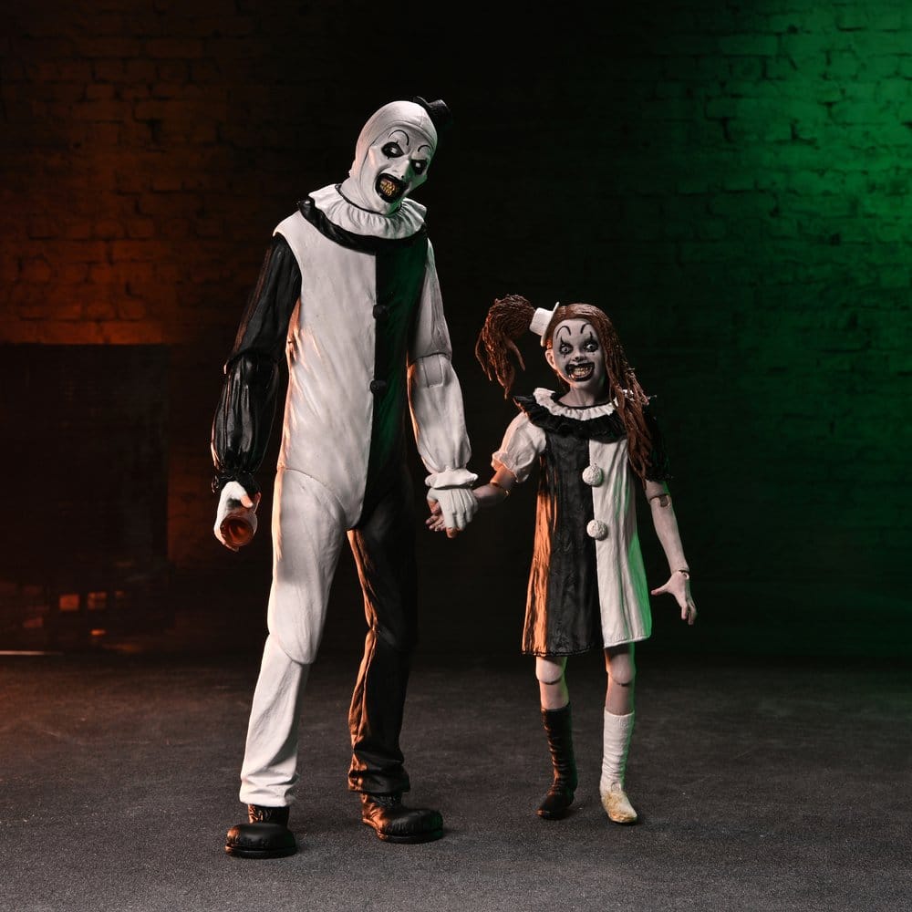 Terrifier 2 2-Pack Action Figures Ultimate Art the Clown & Little Pale Girl 18 cm