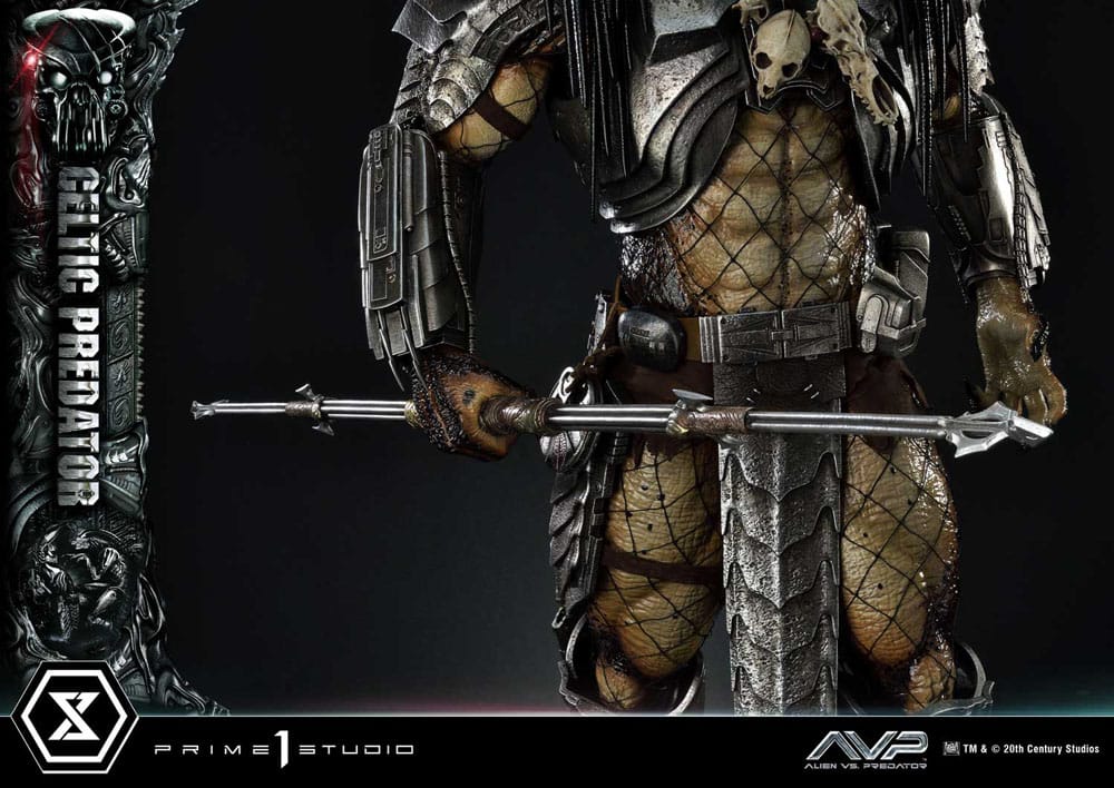 The Alien Vs. Predator Museum Masterline Series Statue 1/3 Celtic Predator Bonus Ver. 95 cm