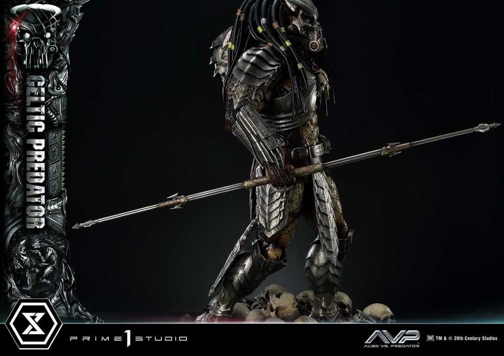 The Alien Vs. Predator Museum Masterline Series Statue 1/3 Celtic Predator Bonus Ver. 95 cm