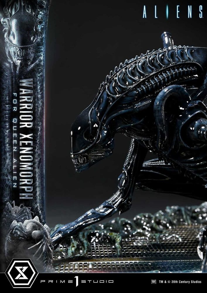 Aliens (Film) Ultimate Diorama Masterline Statue Warrior Xenomorph for Queen Alien 23 cm
