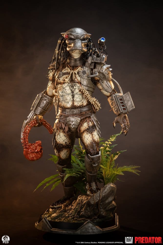 Predator Statue 1/2 Predator 117 cm
