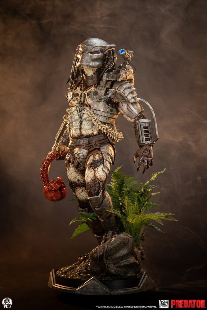 Predator Statue 1/2 Predator 117 cm