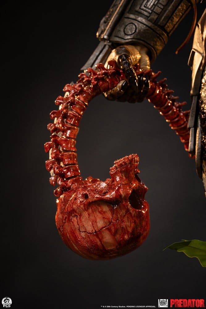 Predator Statue 1/2 Predator 117 cm