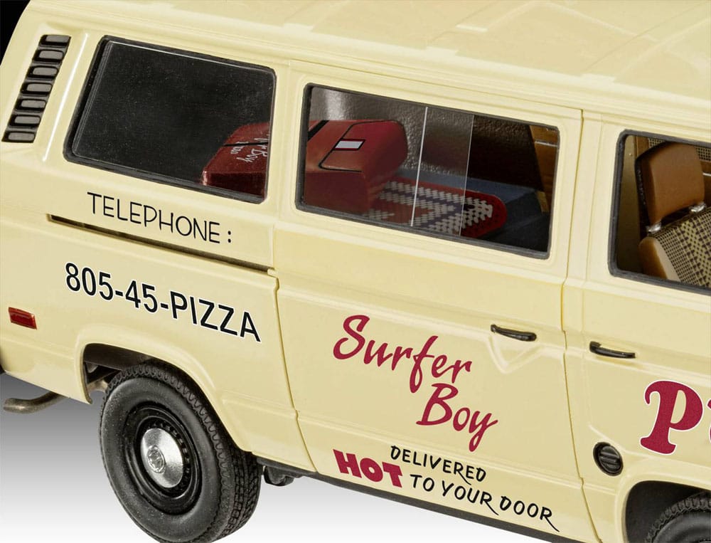Stranger Things Model Kit 1/25 VW T3 Bus Surfer Boy 19 cm