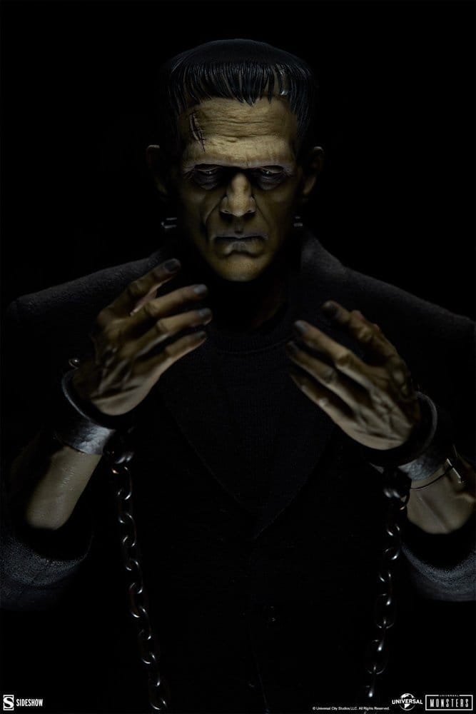 Universal Monsters Action Figure 1/6 Frankenstein (Deluxe Plus Edition) 33 cm