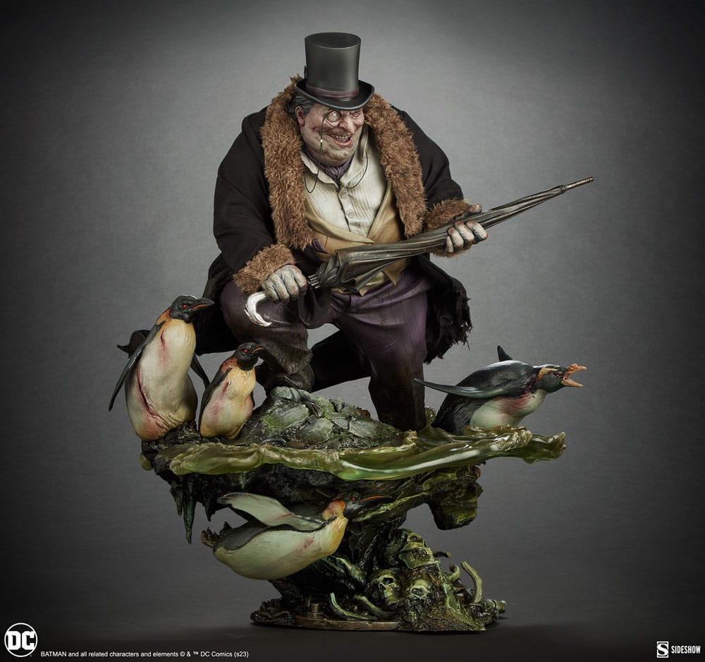 DC Comics Premium Format Statue The Penguin 51 cm