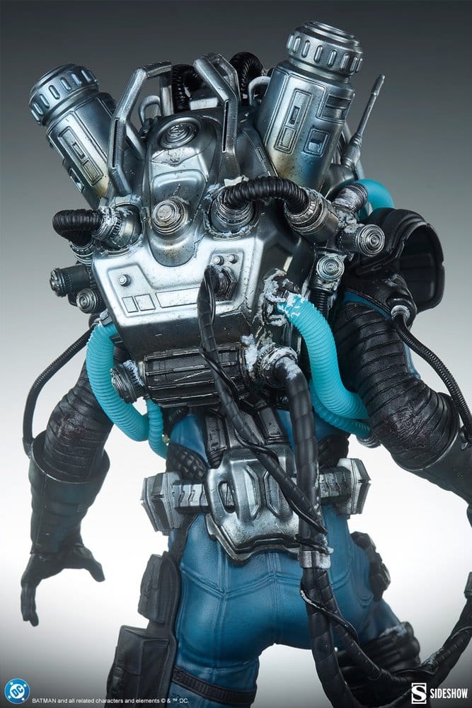 DC Comics Premium Format Figure Mr. Freeze 59 cm