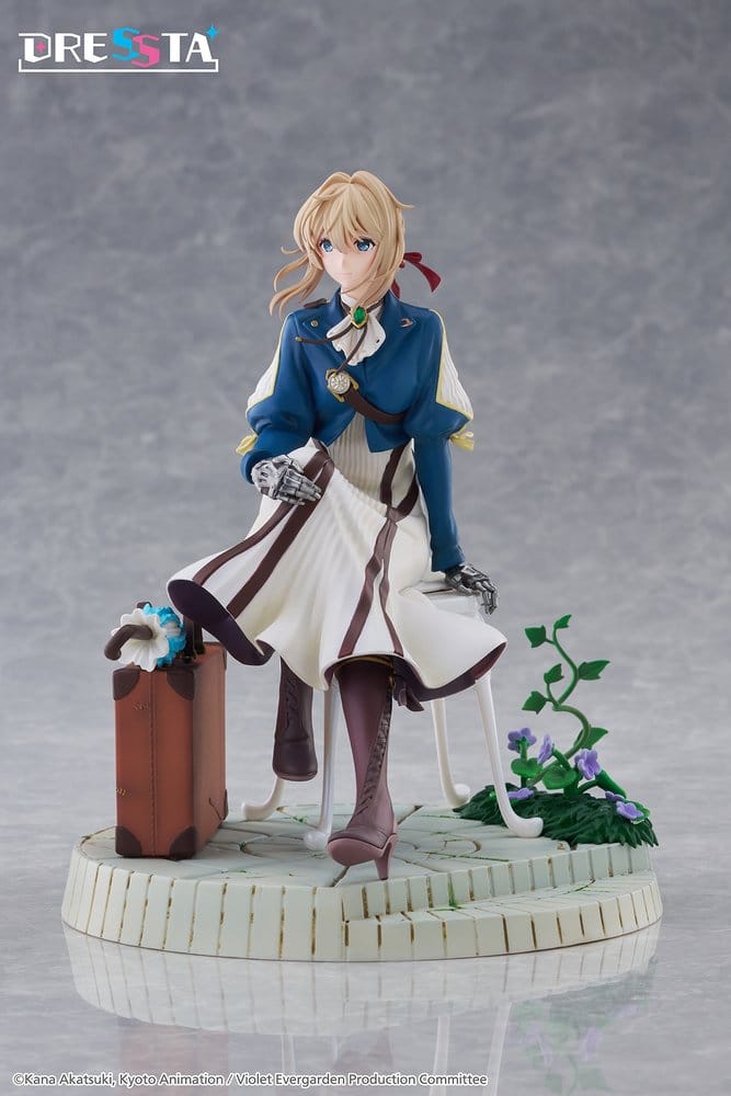 Violet Evergarden Dressta PVC Figure Violet Evergarden 17 cm