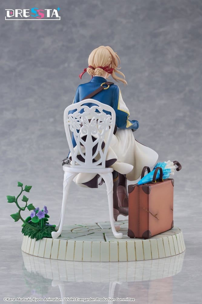 Violet Evergarden Dressta PVC Figure Violet Evergarden 17 cm