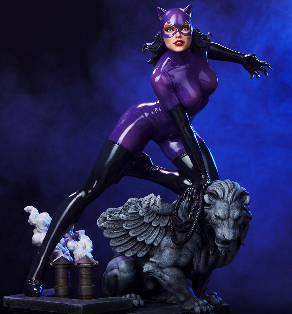 DC Comics Maquette 1/4 Catwoman (Purple Edition) 47 cm