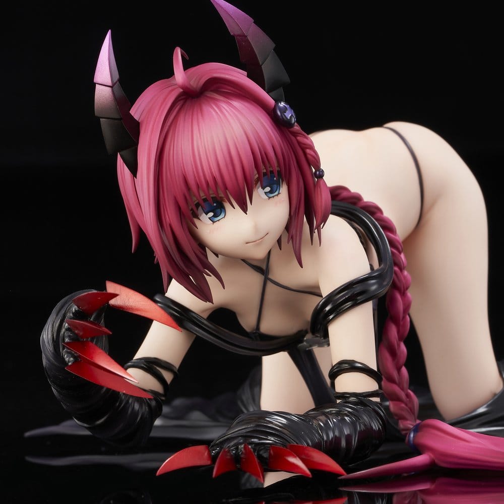 To Love-Ru Darkness PVC Figure 1/6 Mea Kurosaki Darkness Ver. (Renewal Package Edition) 11 cm