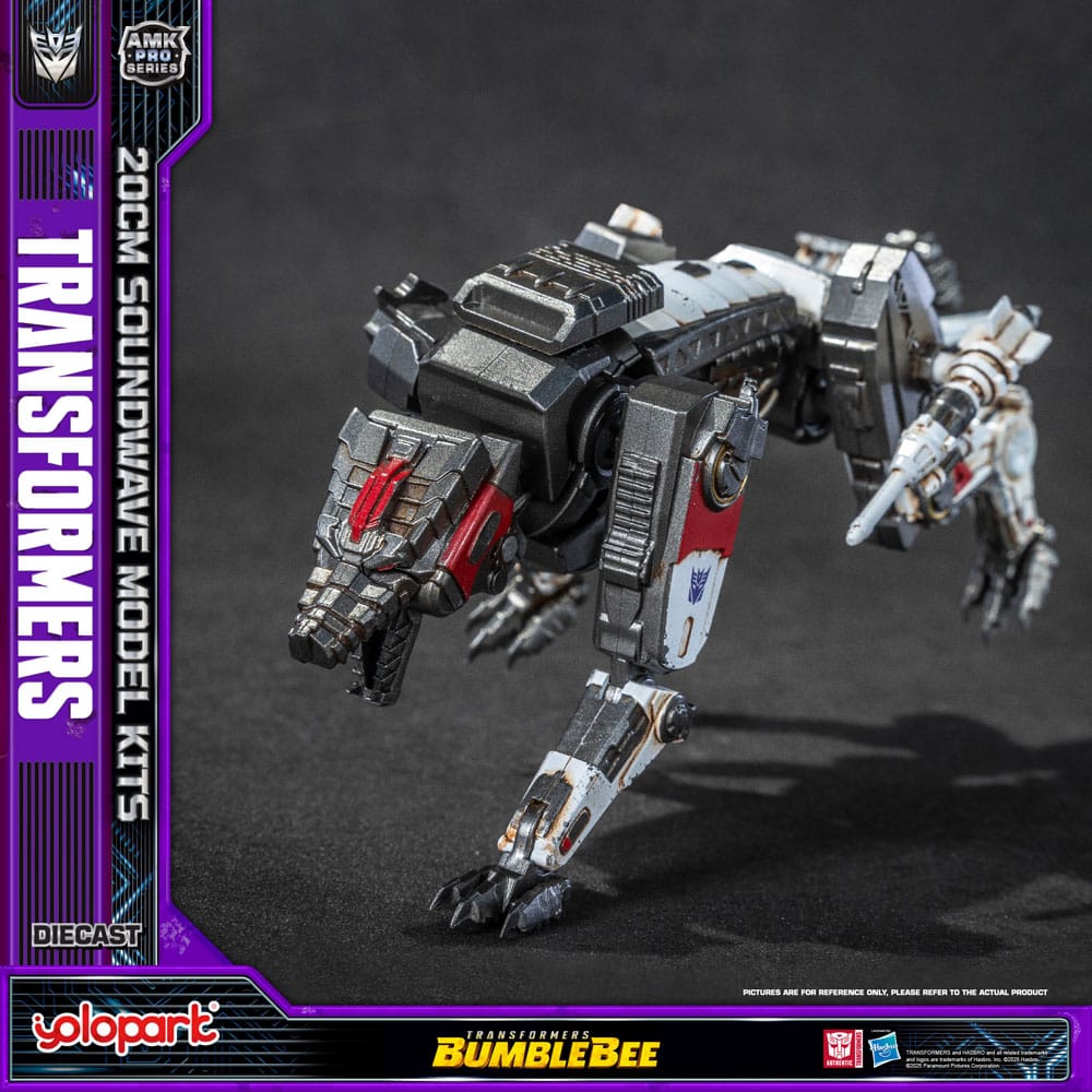Transformers: Bumblebee AMK Pro Series Plastic Model Kit Soundwave (Overseas Version) 20 cm