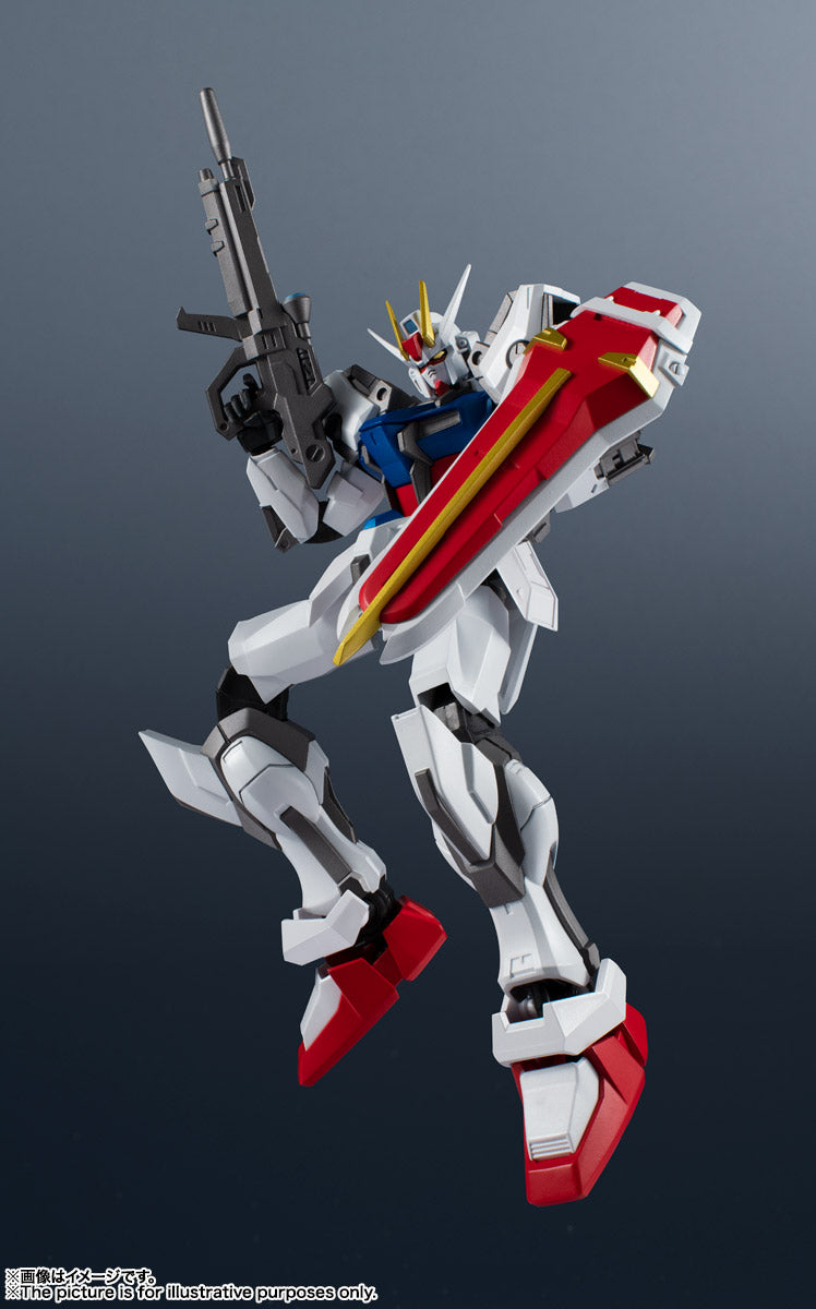 Gundam Universe GAT-X105 Strike Gundam *ACTION FIGURE*