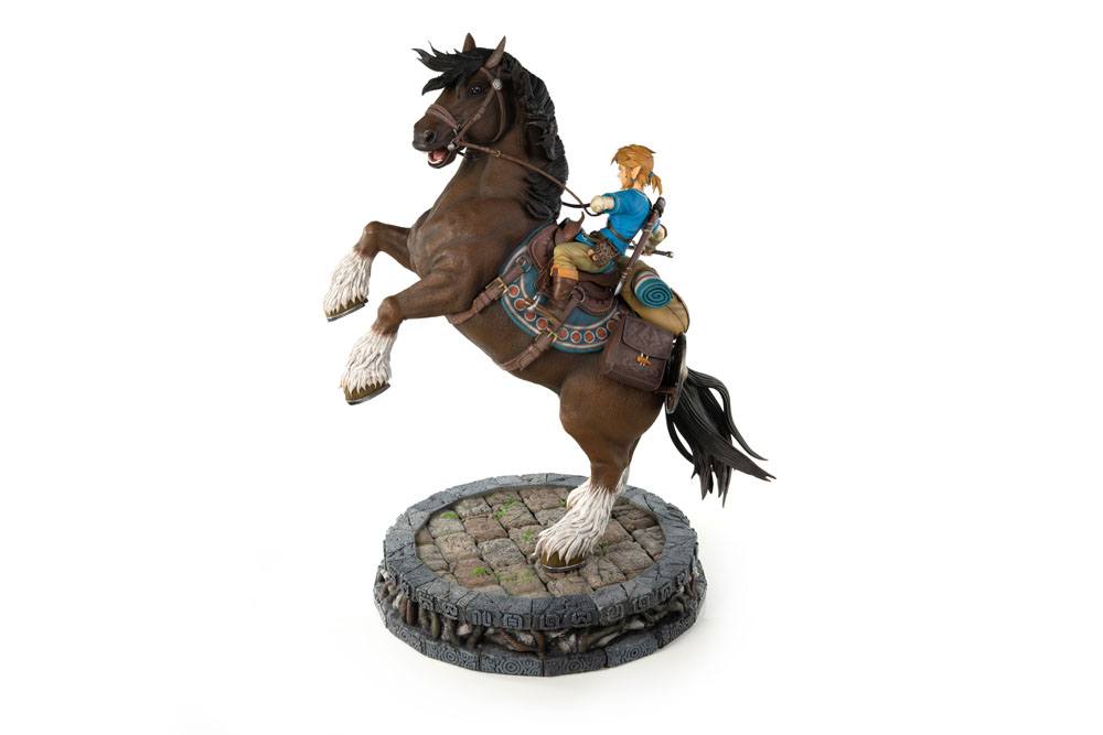 The Legend of Zelda Breath of the Wild Statue Link zu Pferd 56 cm